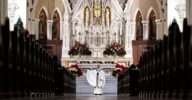 أكسيوس: ارتفاع كبير بنسبة “اللادينيين” في أميركا